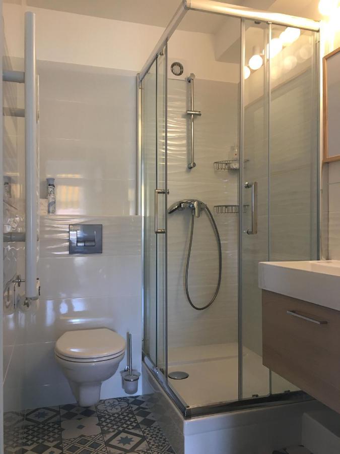 Studio 100M De La Mer Nice Extérieur photo